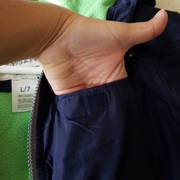 Carter's windbreaker - Picture 7 of 7